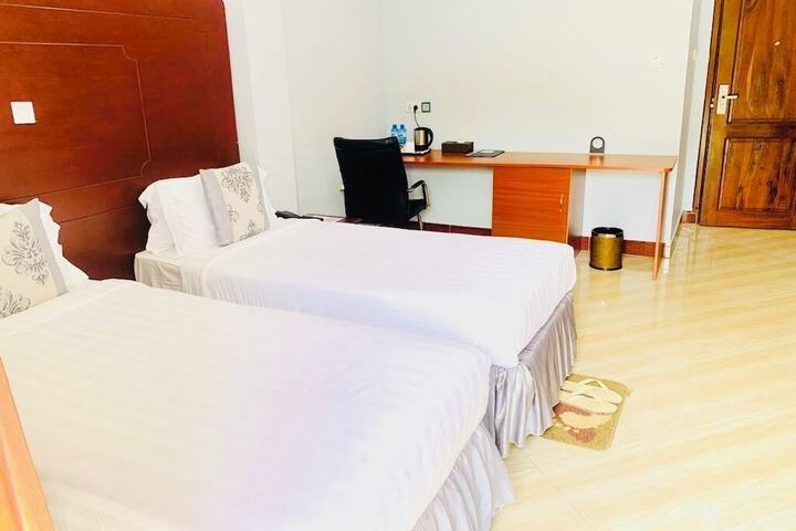 Room 47 of 167