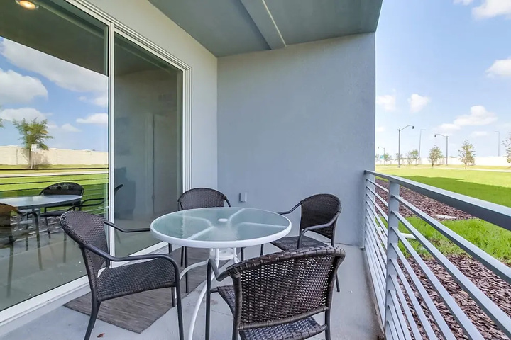 Terrace/Patio 7 of 25