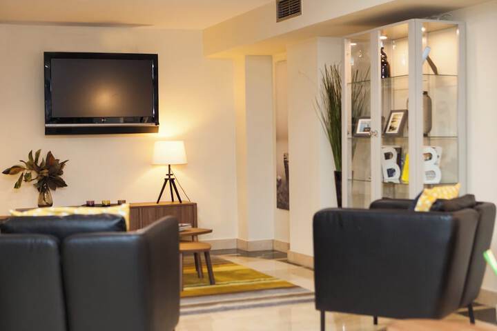 Hotel Interior 100 of 105