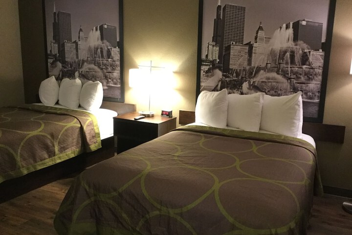 2 Double Beds (2 of 7)