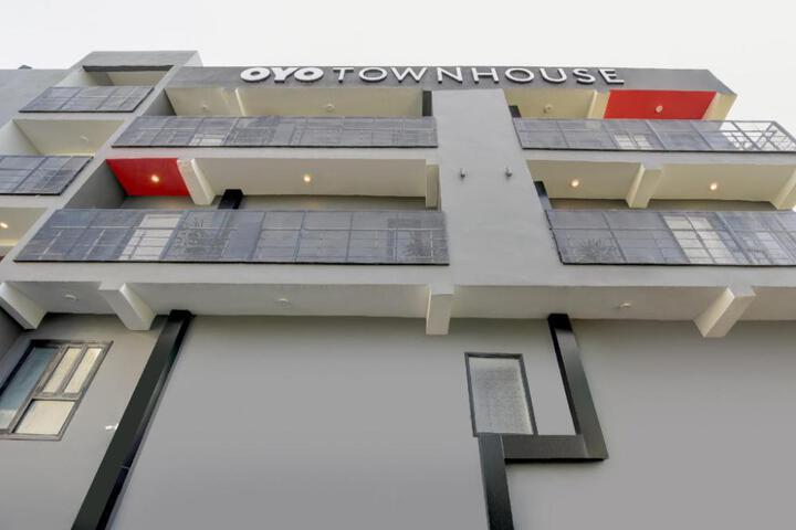 Hotel O Crowninn