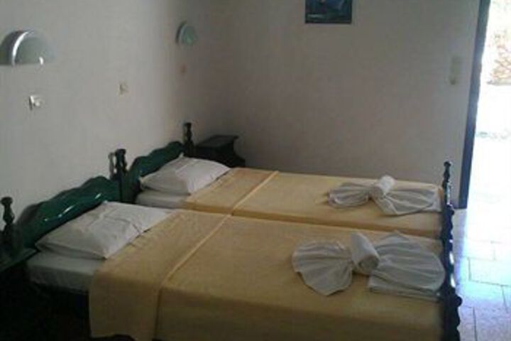 Room 16 of 31
