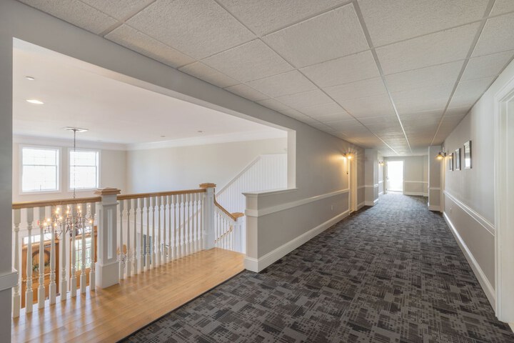 Ballroom/Hall 164 of 192