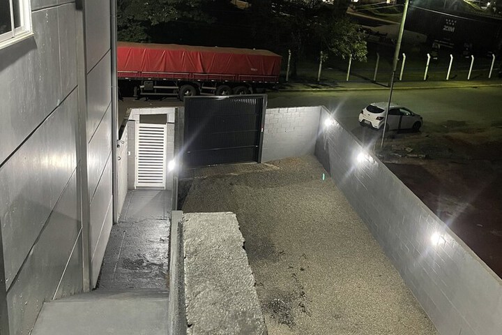 Property Grounds 77 of 80