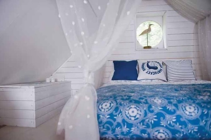 Room 2 of 29
