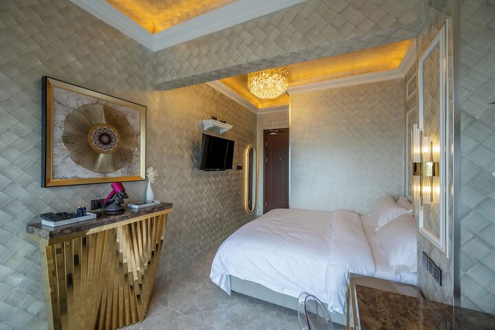 Room 55 of 285