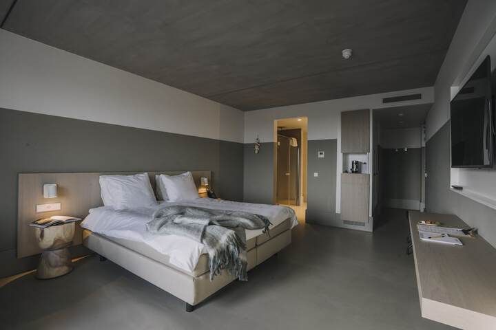 Room 40 of 125