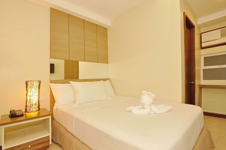 Room 5 of 43