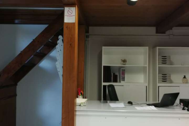 Room 4 of 68