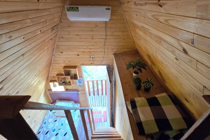 Room 5 of 81