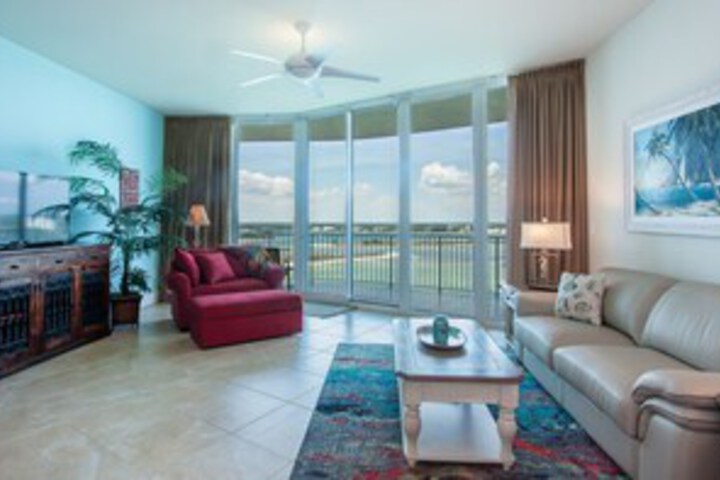 Penthouse With Breathtaking Views - Unit Crcph03