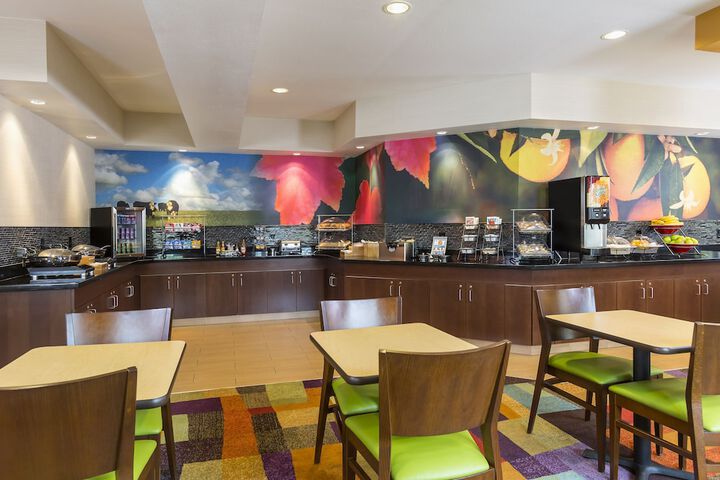 Breakfast buffet