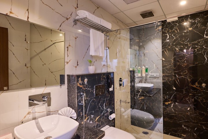 Room 14 of 20