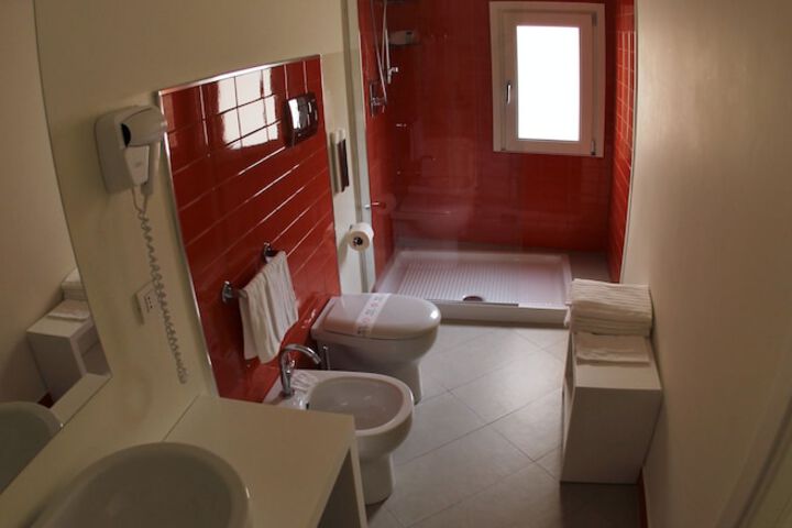Room 30 of 54