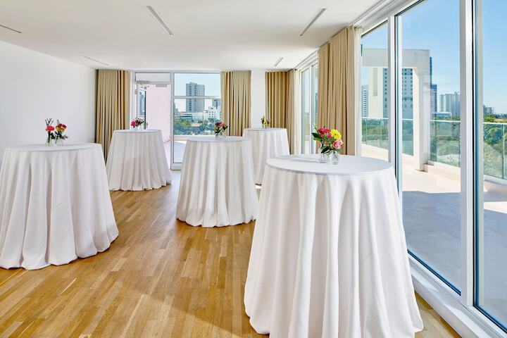 Meeting facility