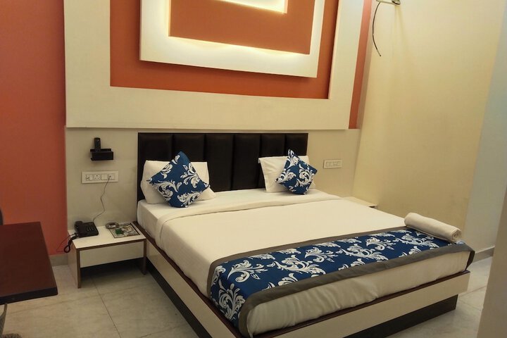 HOTEL PINK CITY