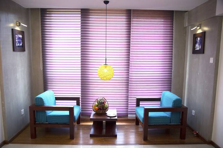 Room 43 of 210