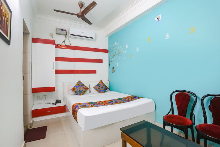 Room 27 of 29