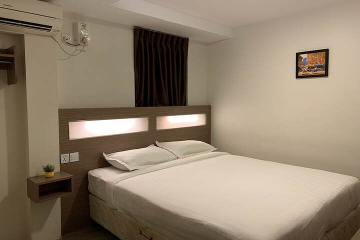 Room 27 of 58