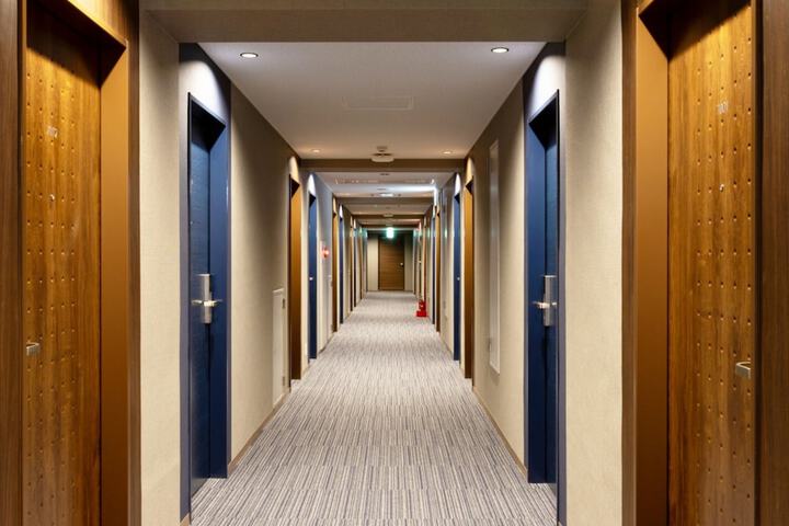 Room 7 of 60
