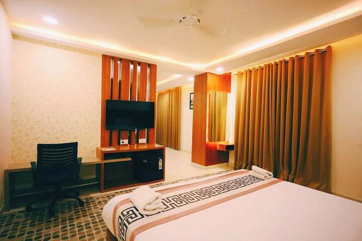 Room 7 of 20