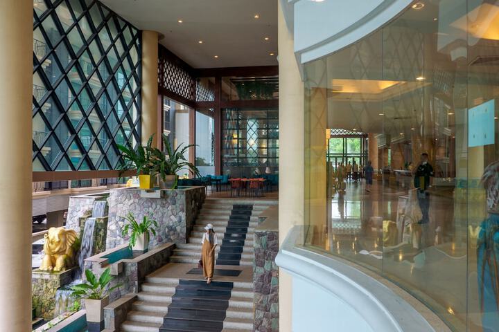 Guest Lobby