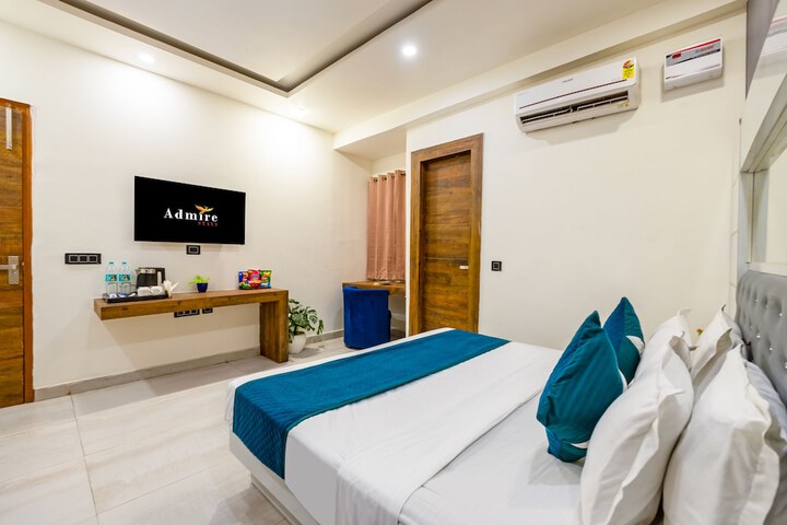 Room 19 of 37