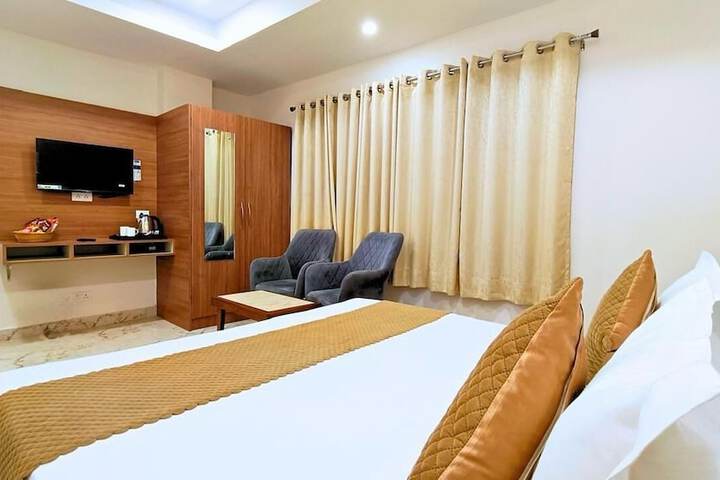 Room 36 of 74