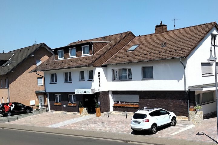 Garni-Hotel Bonnem-Inn in Bornheim