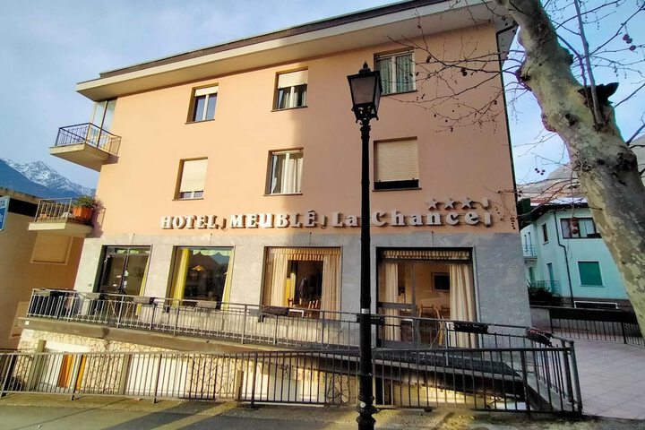 Hotel La Chance in Saint-Vincent