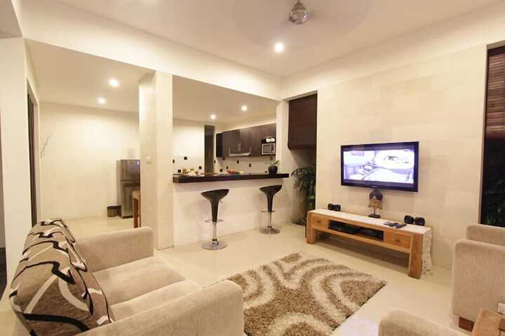 Room 8 of 14