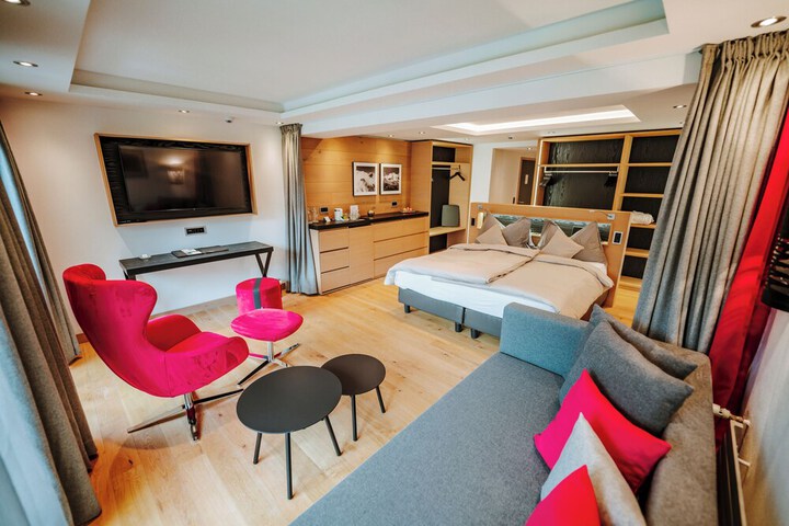Room 16 of 70