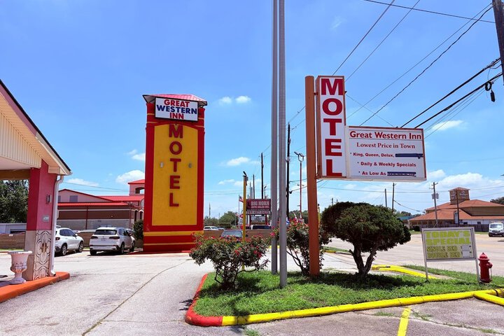 Hotel 66 of 67