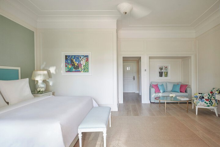 Room 20 of 159