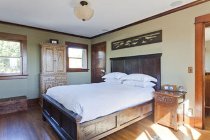 Room 95 of 222