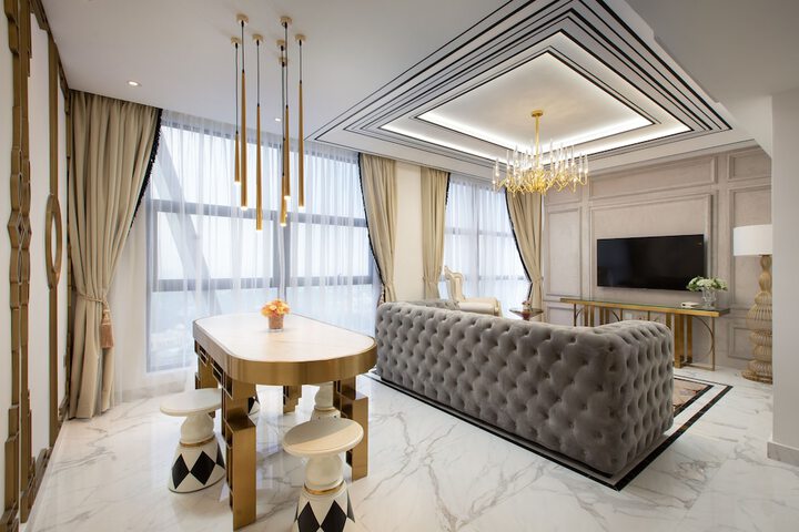 Room 112 of 195