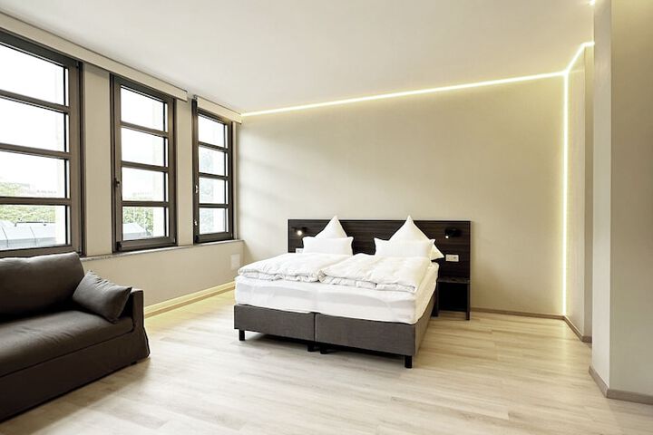 Room 43 of 75