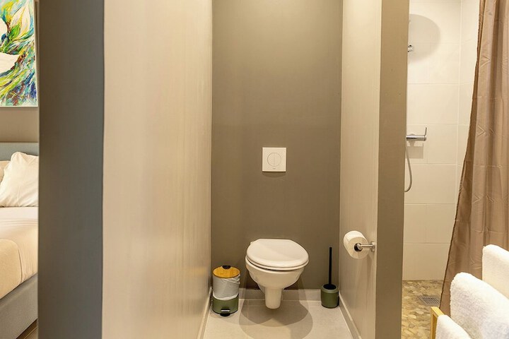 Room 14 of 17