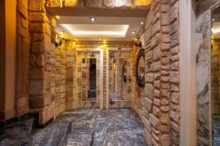 Hotel Interior 9 of 23