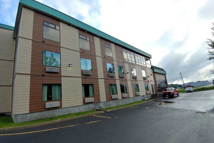 Property Grounds 102 of 108