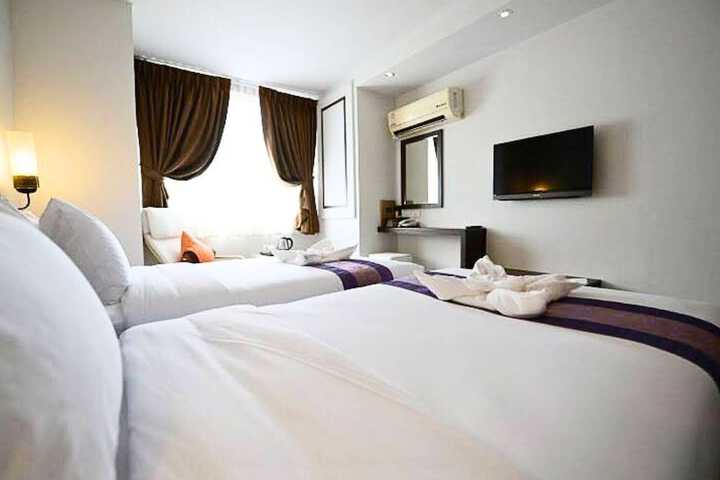 Room 8 of 54