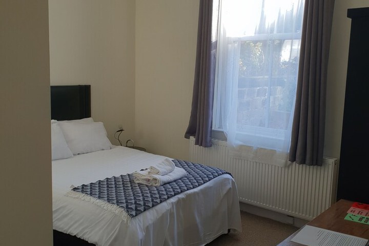 Room 21 of 36