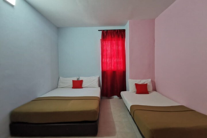 Room 14 of 23