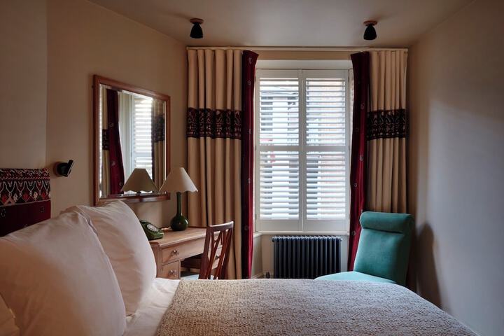 Room 15 of 75