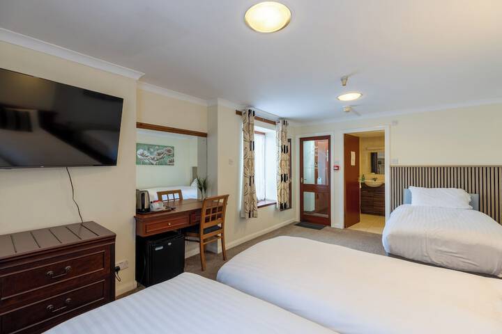 Room 16 of 51