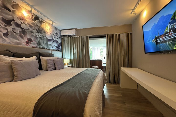Room 6 of 40