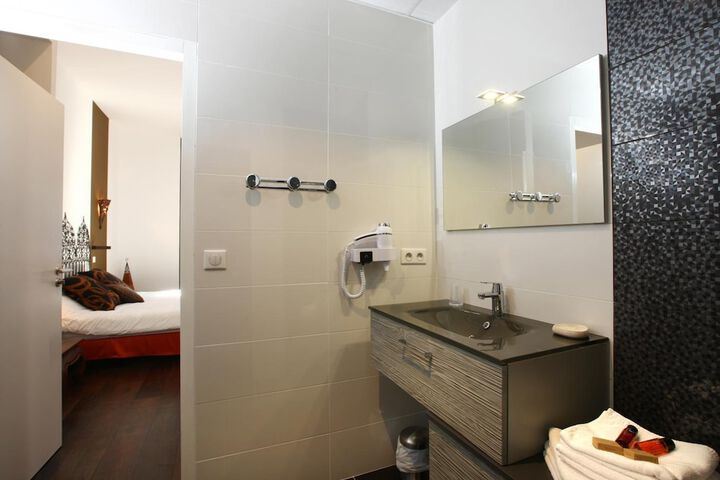 Room 40 of 52