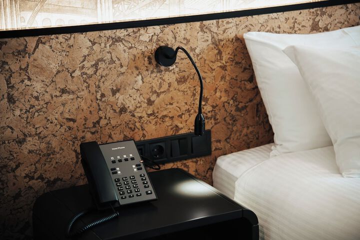 Room 27 of 53
