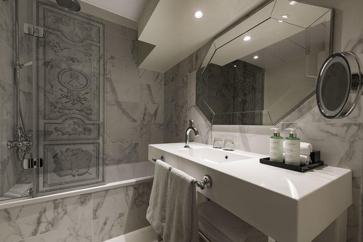 Bathroom Interior Photo