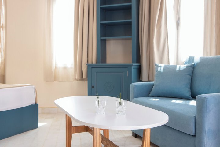 Room 90 of 238